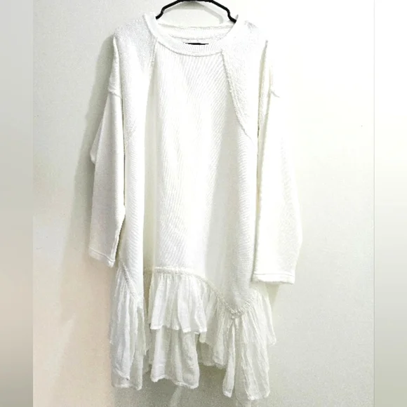 White Free People Poets Pullover Sweatshirt w/ ruffle hem size SP - Picture 15 of 15